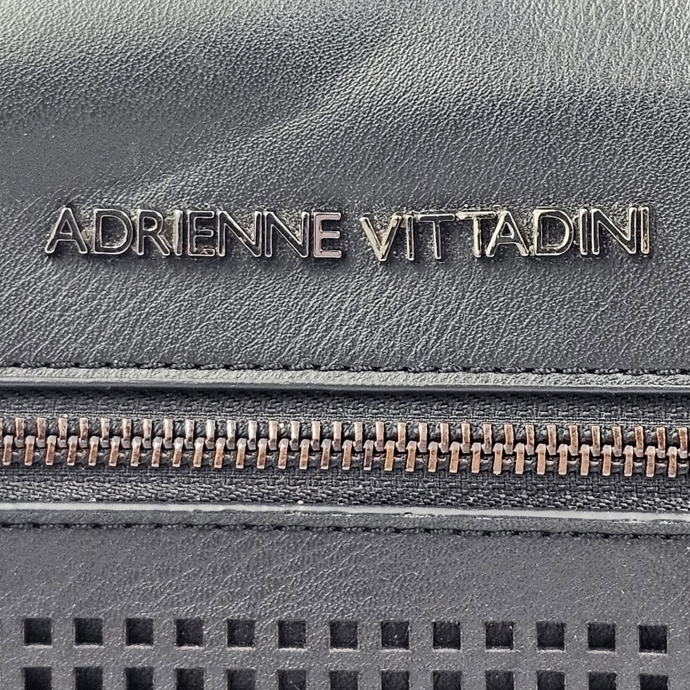 ADRIENNE VITADINNI Black messenger bag with adjustable strap - Picture 16 of 16